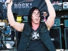 daveonknees